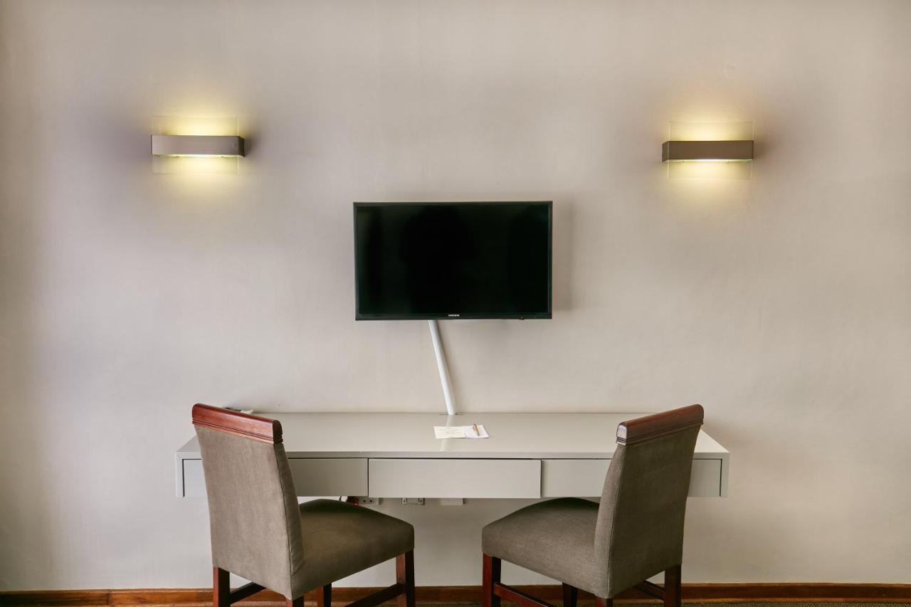 Regent Kgale Lodge Gaborone Ngoại thất bức ảnh